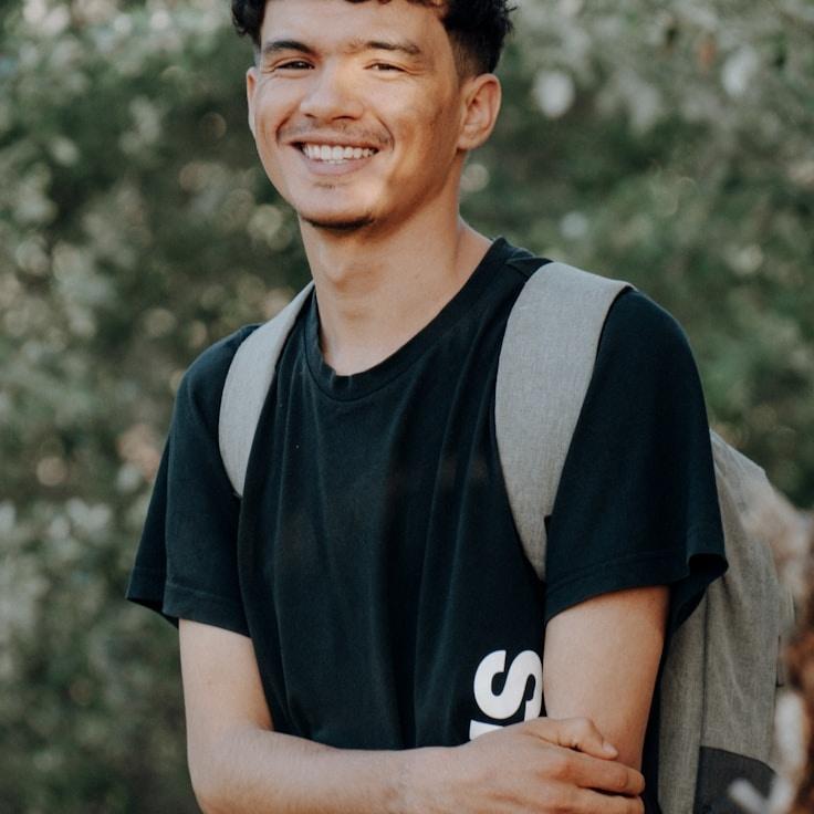 Portrait of Alex Romano, community mentor specializing in Italian cuisine